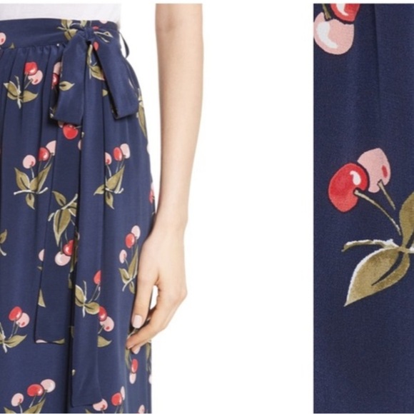 Joie Almudena 100% Silk Wrap Cherry Print Midi Skirt Size S - Picture 4 of 10
